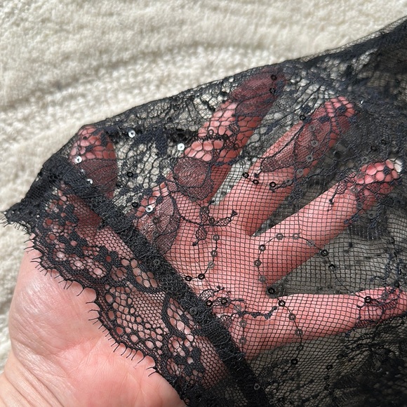 Elegant Black Lace sheer Skirt with attached underwear - Picture 5 of 5